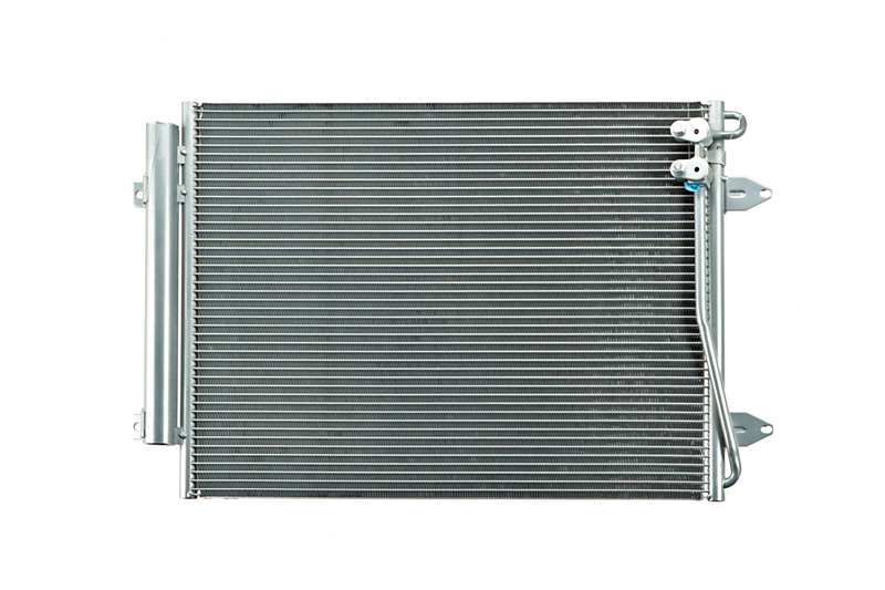 Кондензер за клима 719.090.301.020.460 = PSVERA667108 = LUACC0066  VW CC B7 Passat B6 B7